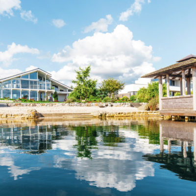 concentus modernes fachwerkhaus Modernes Fachwerkhaus am See – Großzügige Architektur im Holzskelettbau