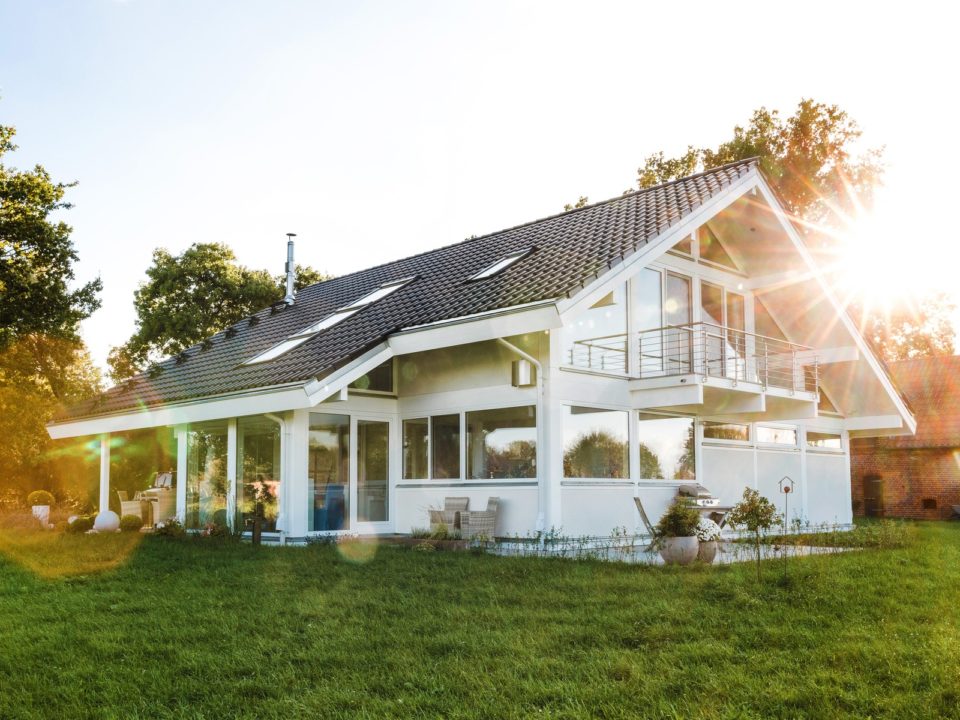 Modernes Fachwerkhaus Landhaus Fachwerk Holz Glas Weiss 7